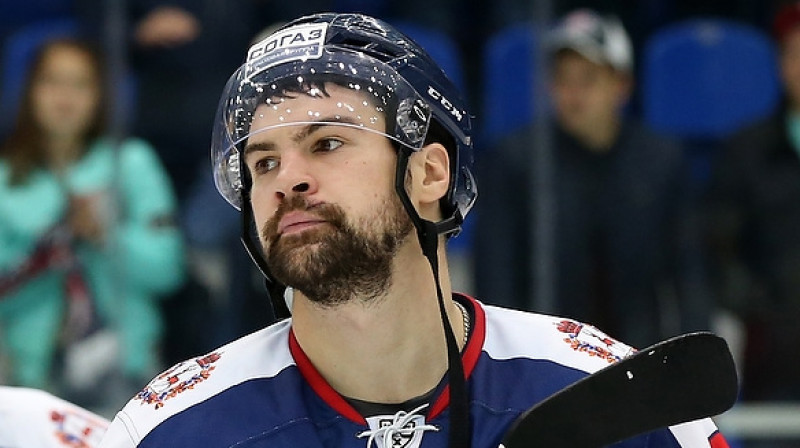 Kaspars Daugaviņš 
Foto: hctorpedo.ru