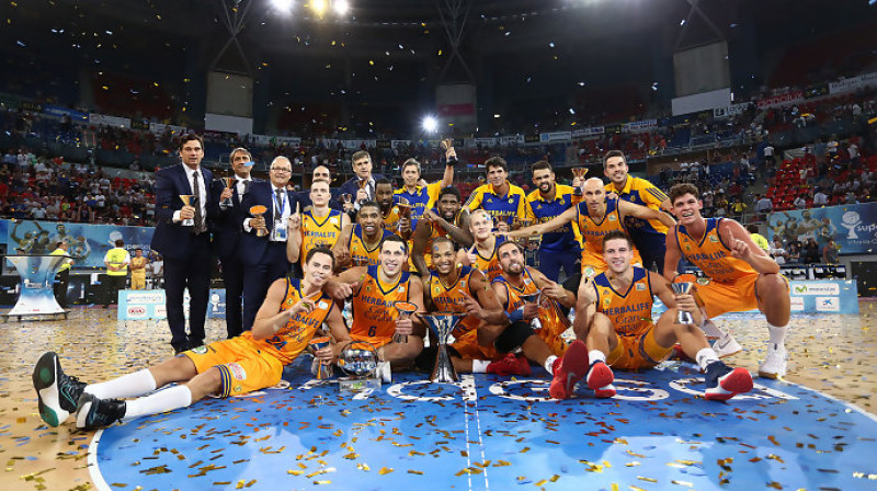 ''Gran Canaria'' pēc iegūtās trofejas
Foto: www.acb.com