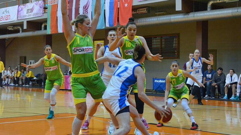 Aija Putniņa
Foto: Romualds Vambuts