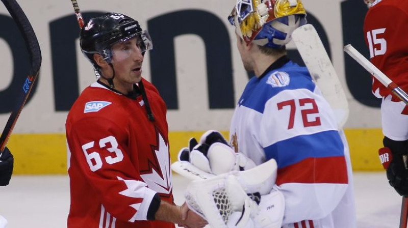 Breds Maršāns un Sergejs Bobrovskis pēc spēles beigām
Foto: USA TODAY Sports/Sipa USA/Scanpix