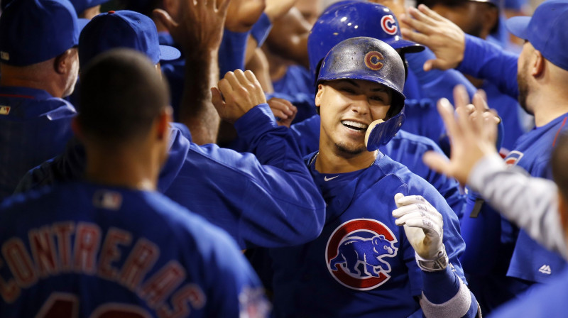 Havjers Baezs saņem komandas biedru apsveikumus
Foto: AFP/Scanpix