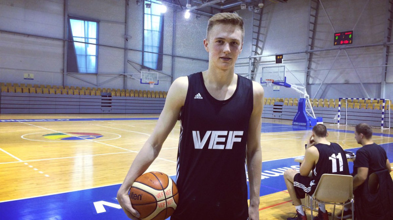Niks Jansons: no jaunatnes Eirolīgas līdz "VEF Rīga" divpadsmitniekam
Foto: VEF skola
