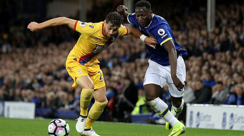 Džoels Vords cīņā ar Romelu Lukaku
Foto: AP/Scanpix