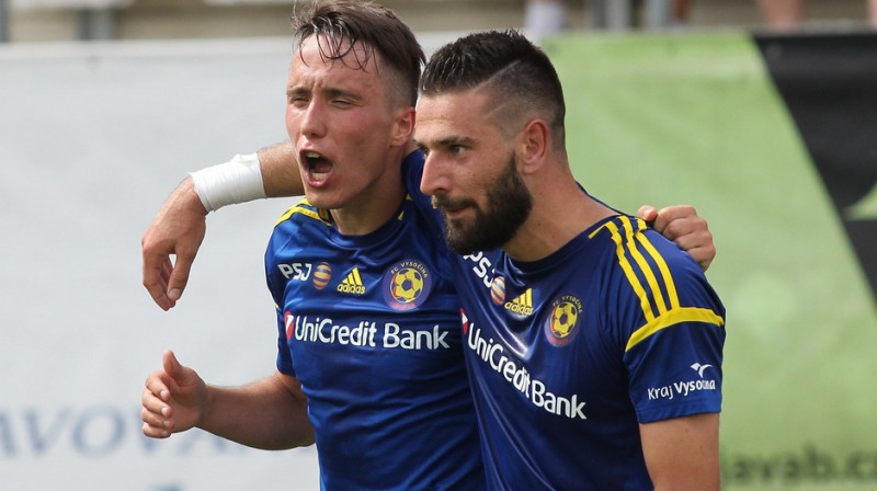 Dāvis Ikaunieks pēc gūtajiem vārtiem Čehijas čempionātā
Foto: fcvysocina.cz