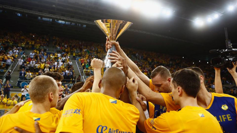 Anžejs Pasečņiks un "Gran Canaria" basketbolisti
Foto: Gran Canaria