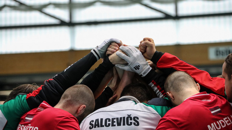 Kopīgām pūlēm "Lielvārde/FatPipe" sasniedz Eiropas kausu finālu
Foto: IFF Floorball