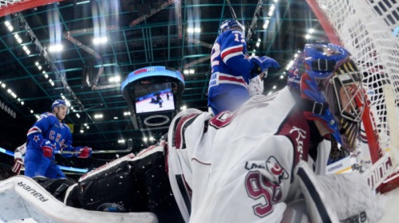 Arī Jāņa Kalniņa lieliskā spēle neglāba no zaudējuma Sanktpēterburgā
Foto: SKA.ru
