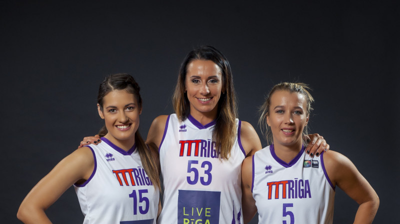 Ieva Krastiņa, Gunta Baško-Melnbārde un Anda Eibele: 3-0 Latvijas-Igaunijas līgā
Foto: Renārs Koris