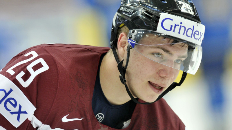 Roberts Lipsbergs
Foto: Romāns Kokšarovs, f64