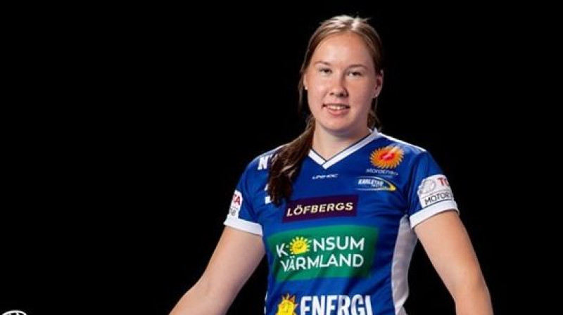 Luīze Biļinska turpina spēlēt rezultatīvi
Foto: Karlstad IBF