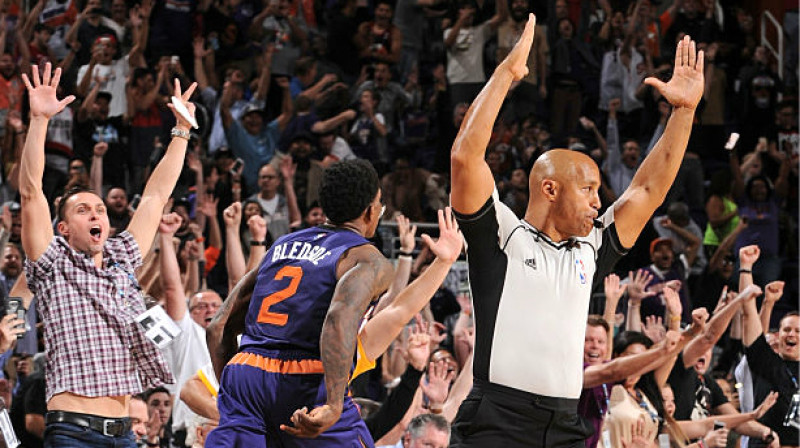 Eriks Bledso pēc uzvaras groza
Foto: Barry Gossage / GettyImages, Suns.com
