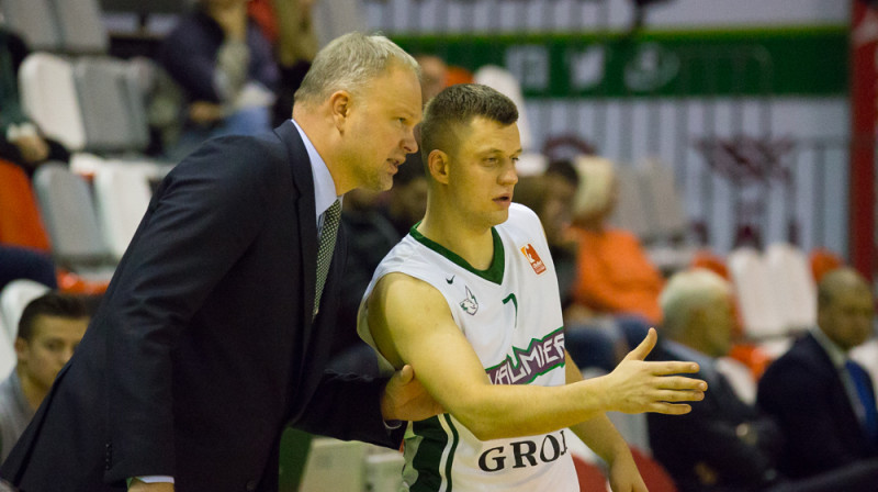Uvis Helmanis un Raimonds Gabrāns
Foto: bkvalmiera.lv