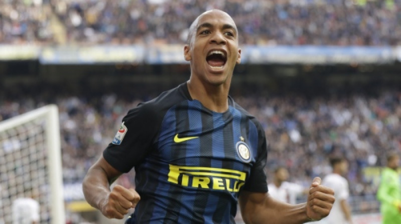 Milānas "Inter" šovasar par Žuau Mariu piekrita maksāt 40+5 miljonus eiro
Foto: AP/Scanpix