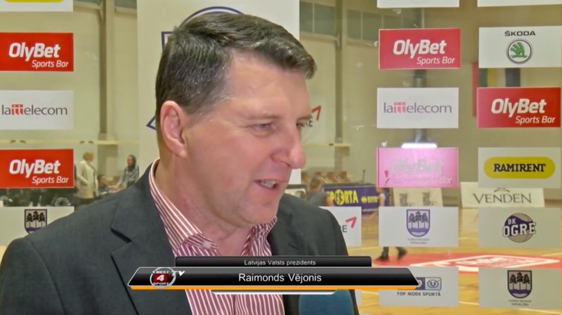Raimonds Vējonis sestdien apmeklēja OlyBet LBL spēli Ogrē.