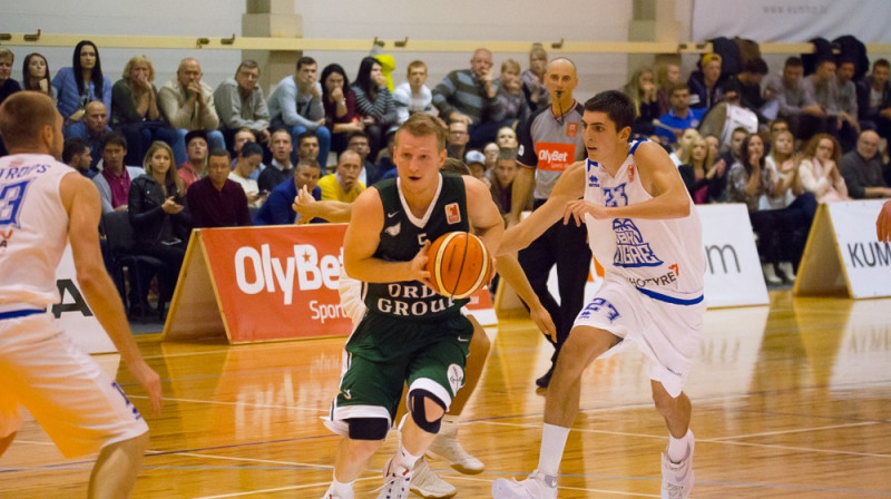 "Ogre/Kumho tyre" - "Valmiera/ORDO": trešdien Ogrē un sportacentrs.com
Foto: Edgars Vaivads