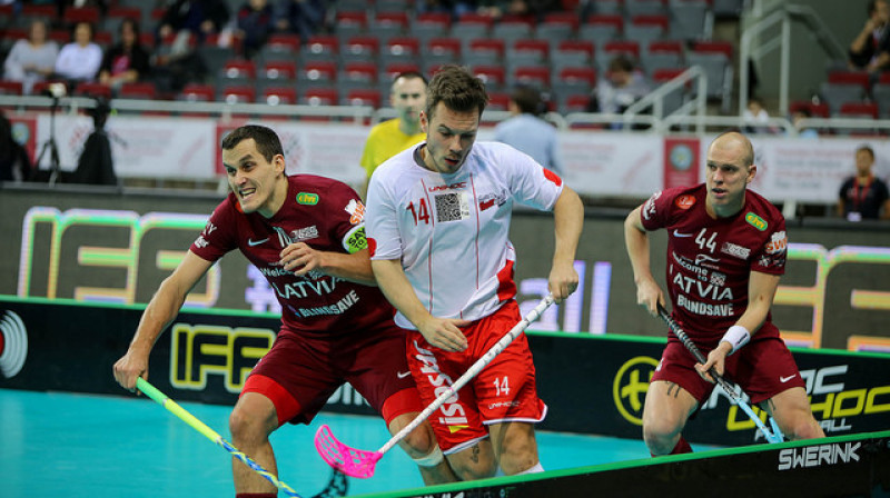 Līdz ar Ginta Klēģera iesaistīšanos spēlē, mūsu komanda sāka spēlēt agresīvāk
Foto: IFF Floorball
