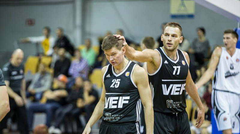Eduards Hāzners un Arns Labucks
Foto: VEF Rīga