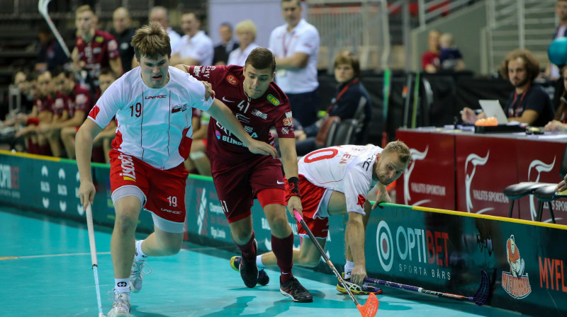 Pēc mājas čempionāta Latvijas izlase rangā krīt zemāk
Foto: IFF Floorball