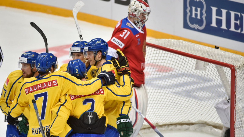 Zviedrijas izlase atzīmē vārtu guvumu
Foto: AFP/Scanpix
