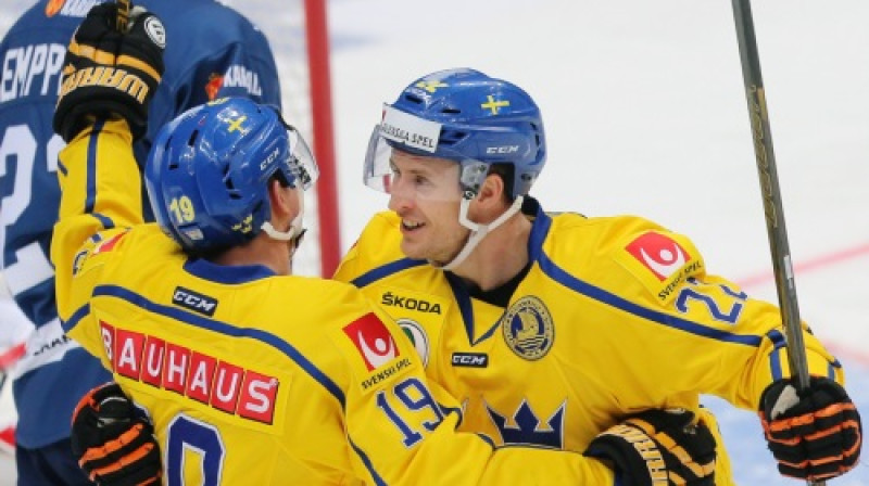 Patriks Sakrisons un Aleksanders Berjstrems
Foto: TASS/Scanpix