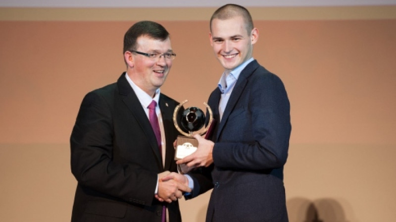 Jevgeņijs Kazačoks tika atzīts par gada labāko jauno spēlētāju un Virslīgas labāko pussargu
Foto: LFF.lv