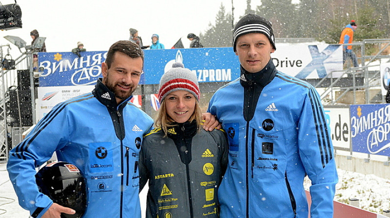 M.Dukurs, Lelde Priedulēna, T.Dukurs
Foto: Romualds Vambuts, LBSF