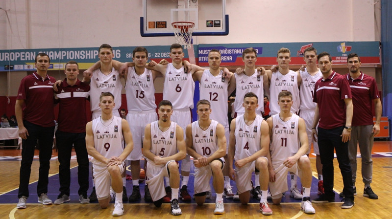 Latvijas U18 izlase: veiksmīgā 13.vieta Eiropas čempionātā.
Foto: FIBA.com