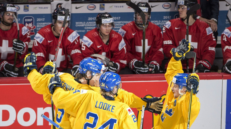 Zviedrijas U20 izlase atzīmē noslēdzošos vārtus
Foto: AP/Scanpix