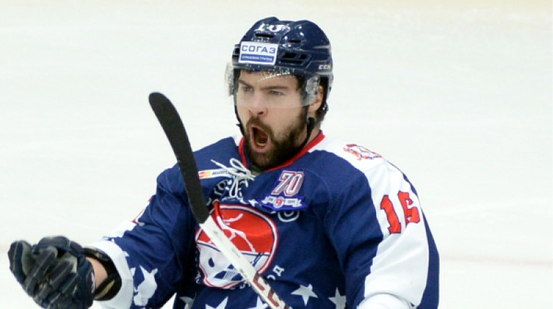 Kaspars Daugaviņš 
Foto: khl.ru