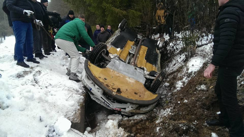 Auto pēc avārijas
Foto: Alfonsas Rakauskas Foto