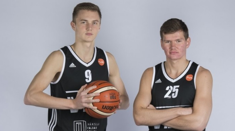 Niks Jansons un Eduards Hāzners nākamsezon spēlēs plecu pie pleca "Valmiera/Ordo" rindās
Foto: VEF Rīga