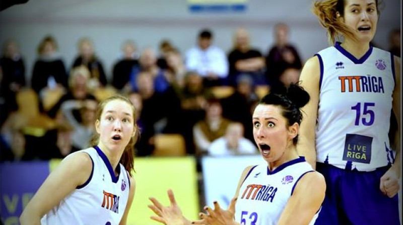 Digna Strautmane, Gunta Baško-Melnbārde un Ieva Krastiņa
Foto: Juris Bērziņš-Soms