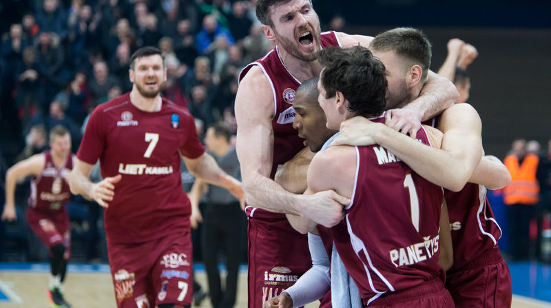 "Lietkabelis" pēc uzvaras metiena 
Foto: kavolelis.lt