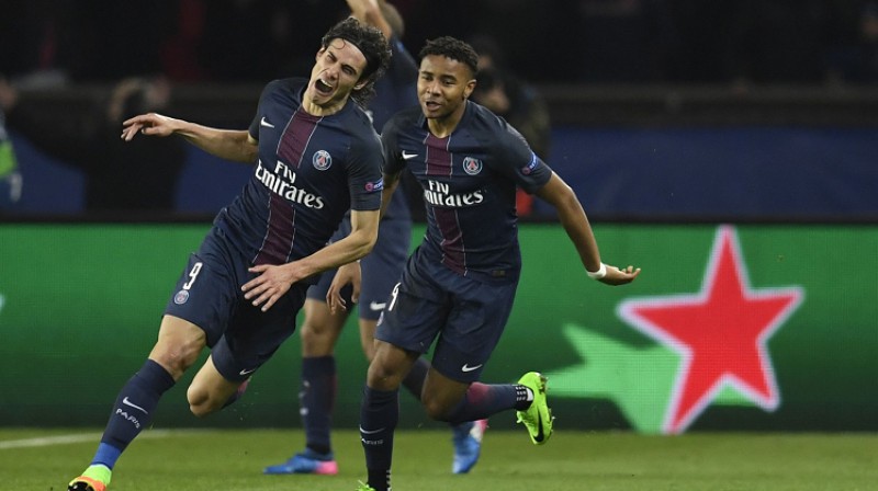 Edinsons Kavani iedzina pēdējo naglu "Barcelona" zārkā
Foto: AFP/Scanpix