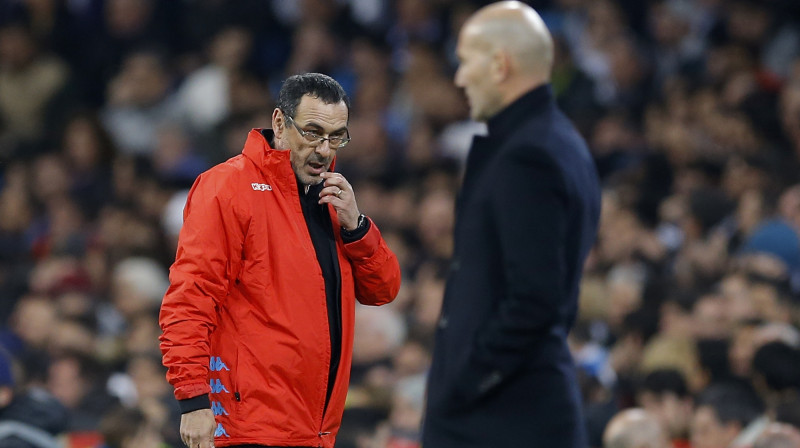 Mauricio Sari un Zinedins Zidāns
Foto: AP/Scanpix