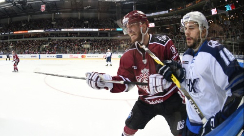 Lauris Dārziņš
Foto: Romāns Kokšarovs/f64