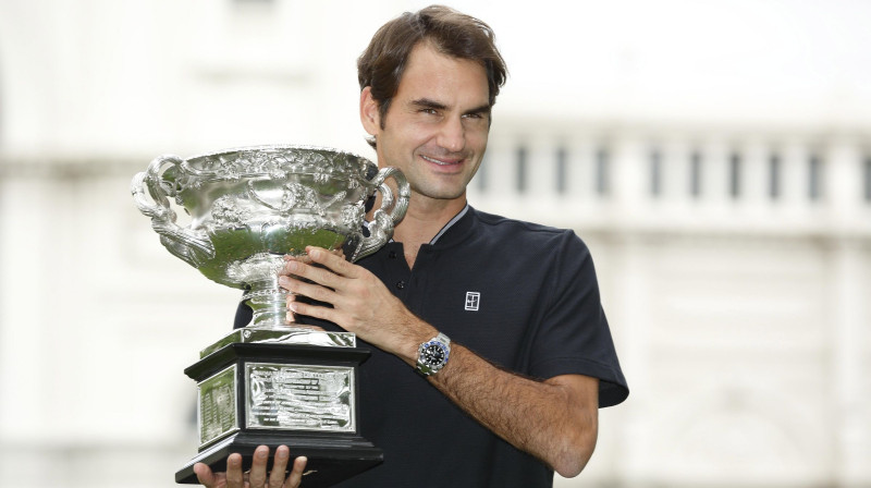Rodžers Federers janvārī Melburnā ar "Australian Open" trofeju
Foto: USA Today Spors/Scanpix