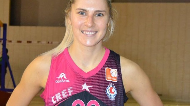 Elīna Babkina
Foto: CREF Hola