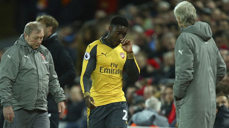 Denijs Velbeks un Arsēns Vengers (pa labi) pēc spēles
Foto: AP/Scanpix
