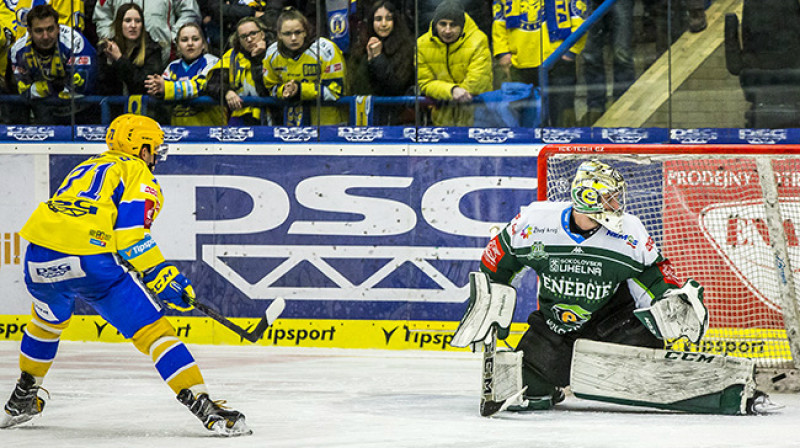 Roberts Bukarts pret Karlovi Variem
Foto:hokej.zlin.cz