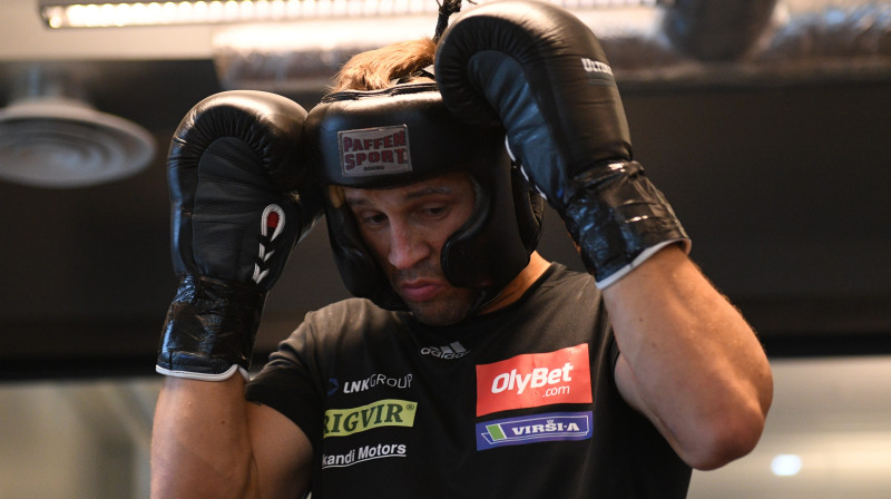 Mairis Briedis
Foto: Romāns Kokšarovs/f64