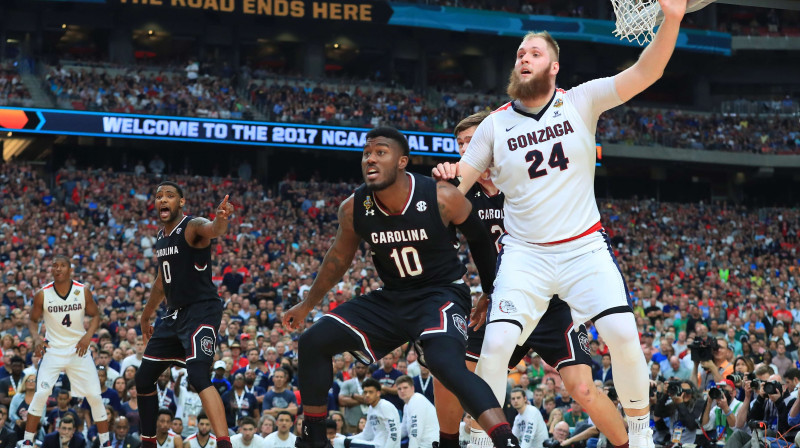 Pšemeks Karnovskis un "Gonzaga": pirmais NCAA fināls komandas vēsturē
Foto: AFP/Scanpix