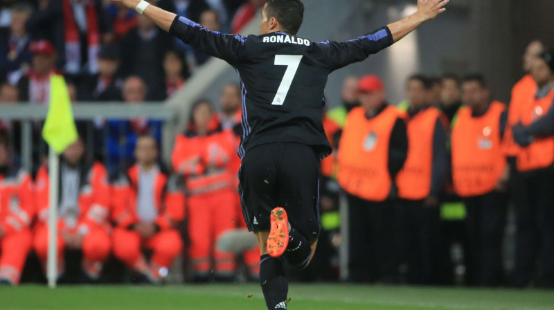 Krištianu Ronaldu 
Foto: SIPA / Scanpix