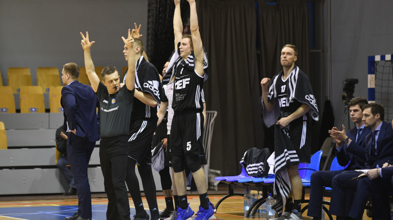 VEF Rīga komanda
Foto: Romāns Kokšarovs, f64