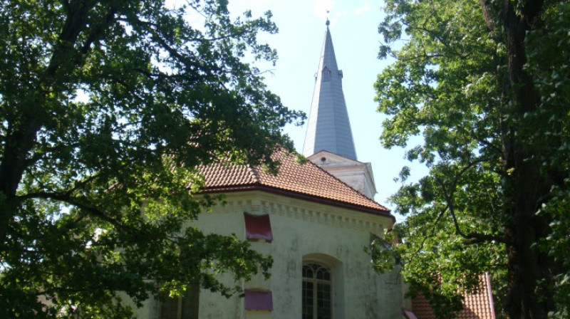 Dundagas Luterāņu baznīca. Foto: Iveta Apškrūma