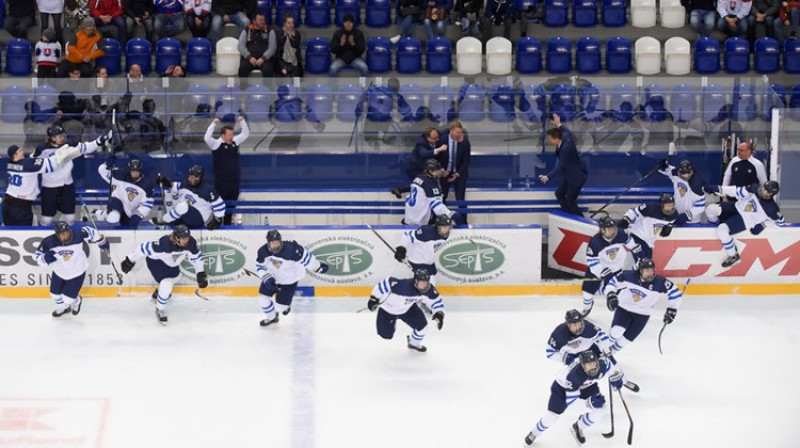 Somijas U-18 izlase līksmo par iekļūšanu pusfinālā
http://u18worlds2017.iihf.com/