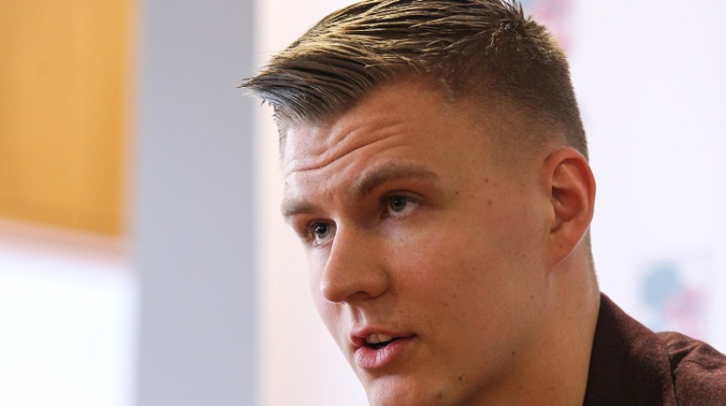 Kristaps Porziņģis 2017. gada 24. aprīlī Liepājā
Foto: Mārtiņš Zilgalvis, f64