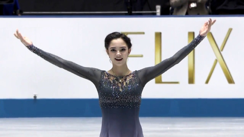 Jevgeņija Medvedeva noslēdz nereālo sezonu
Foto: ISU / eurovisionsports.tv