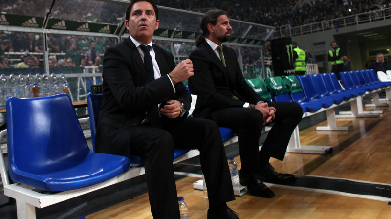 "Panathinaikos" galvenais treneris Čavi Paskāls 
Foto: EPA / Scanpix