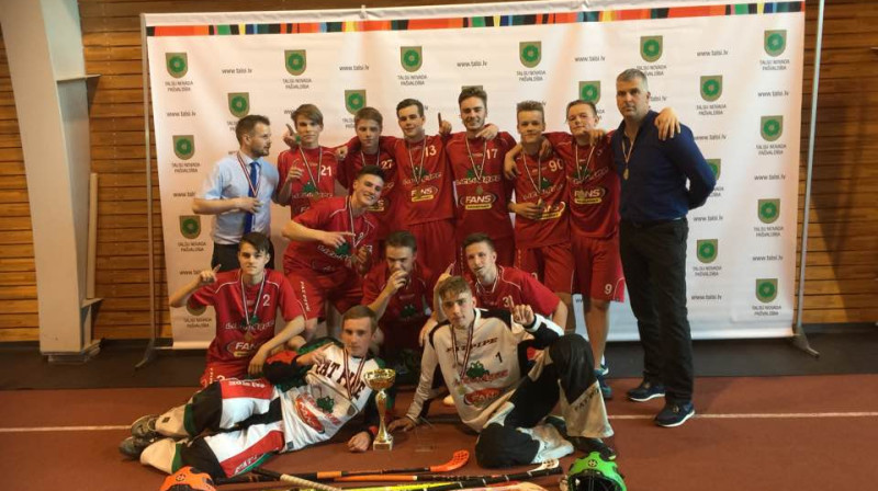 "Lielvārde" U-16 vecuma grupā kļuvusi par čempioni
Foto: Ritvars Raits, Floorball.lv
